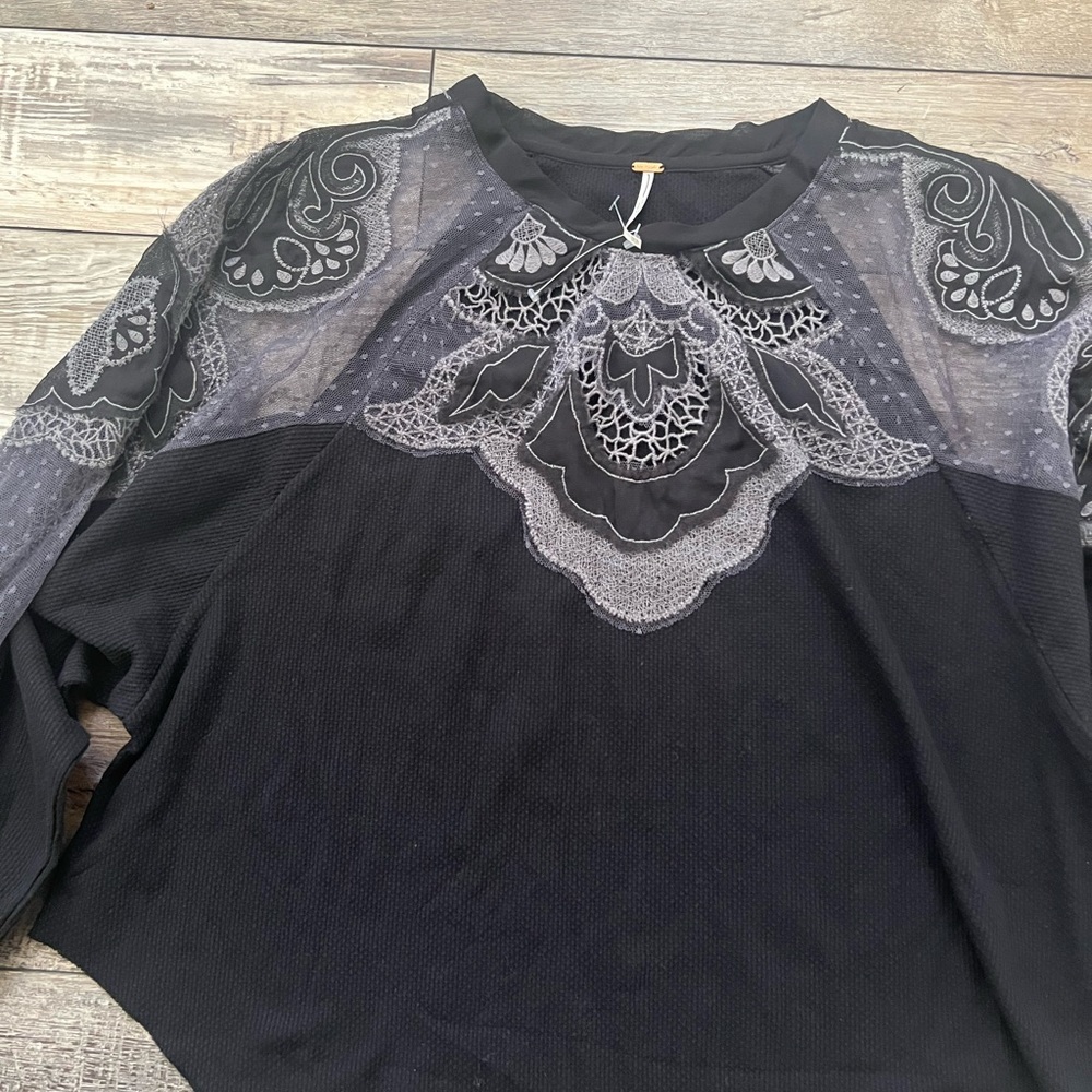 NWOT Free People Toni Sheer Embroidered Crochet Lace Thermal Top size xs - Picture 5 of 7